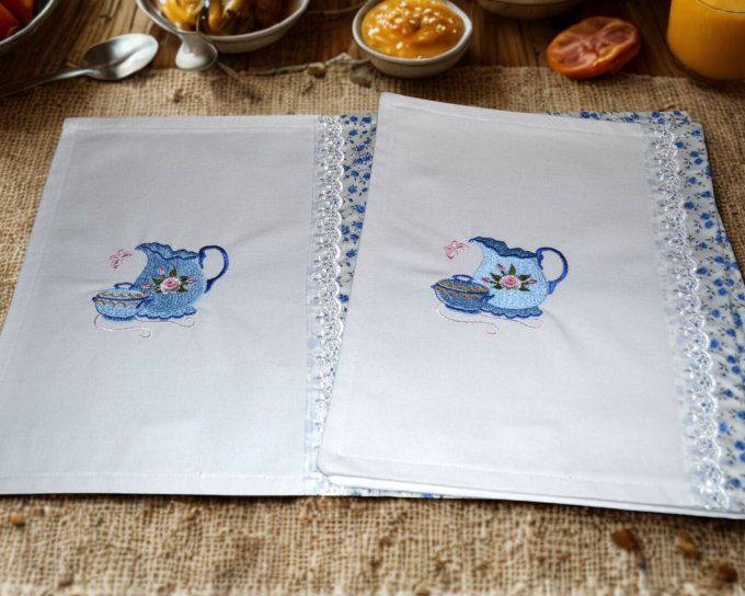 duo Sets de table brodés   