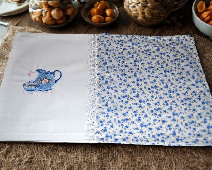 duo Sets de table brodés   